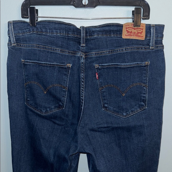 Levi’s 724 High Rise Straight Dark Denim Women’s size 33 jeans - Picture 9 of 13